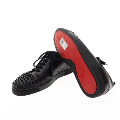 LOUBOUTIN 