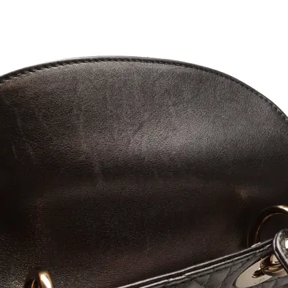 DIOR STRAP PERSONALIZADO CON DIJE CORAZóN, LETRA M Y DIJE CD