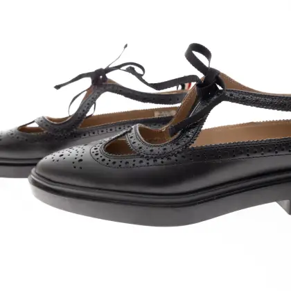 THOM BROWNE 