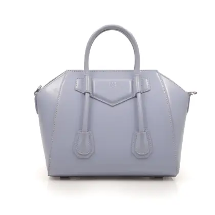 GIVENCHY 