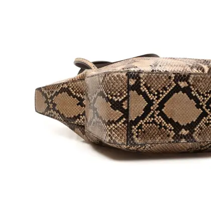 FERRAGAMO 