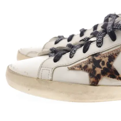 GOLDEN GOOSE 