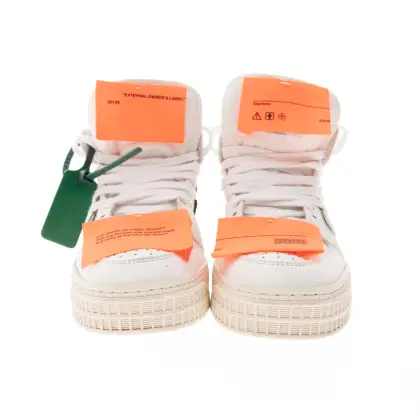 OFF WHITE 
