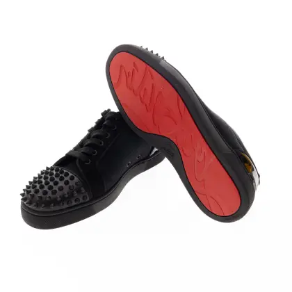 LOUBOUTIN 