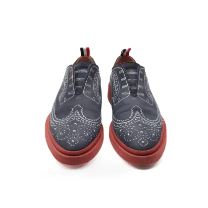 THOM BROWNE 