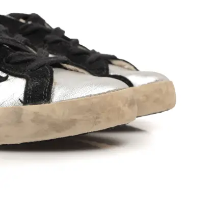 GOLDEN GOOSE 