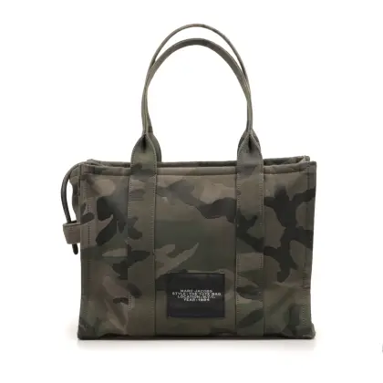MARC JACOBS 