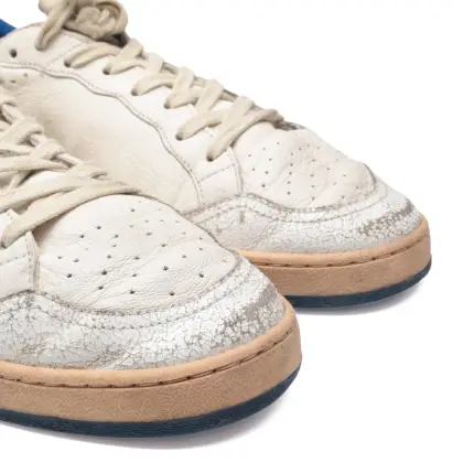 GOLDEN GOOSE 