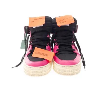 OFF WHITE 