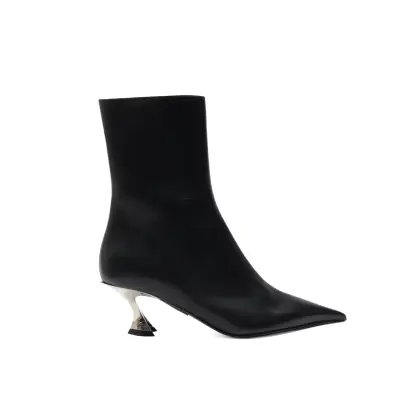 MUGLER 