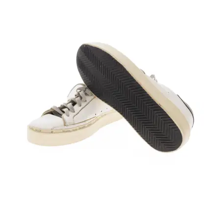 GOLDEN GOOSE 
