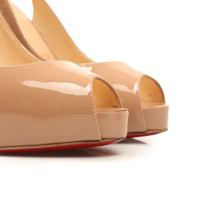 LOUBOUTIN 