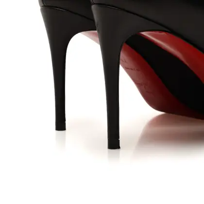 LOUBOUTIN 
