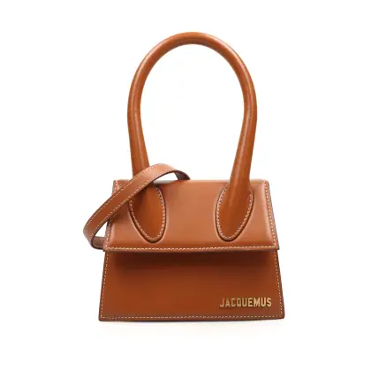 JACQUEMUS 
