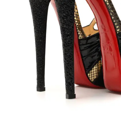 LOUBOUTIN 