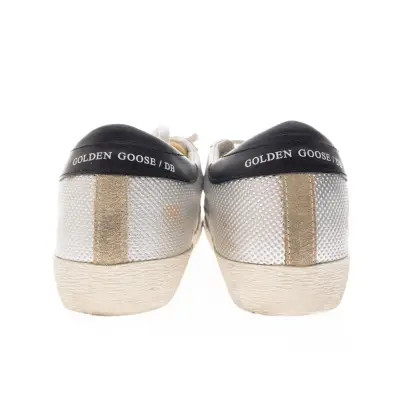 GOLDEN GOOSE 