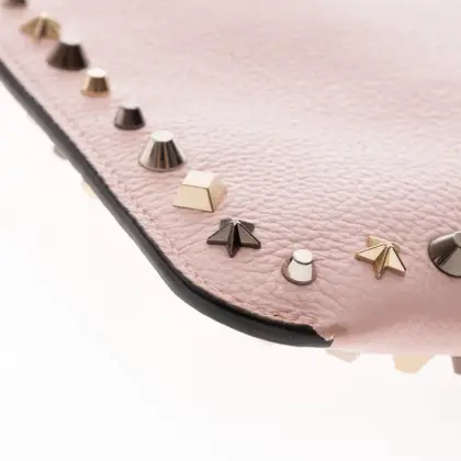 LOUBOUTIN 