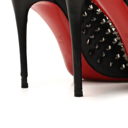 LOUBOUTIN 