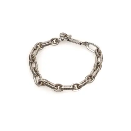 CHROME HEARTS 