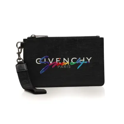 GIVENCHY 