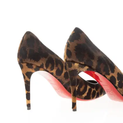 LOUBOUTIN 