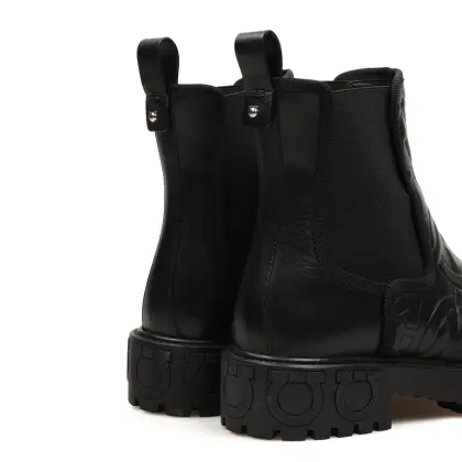 FERRAGAMO 