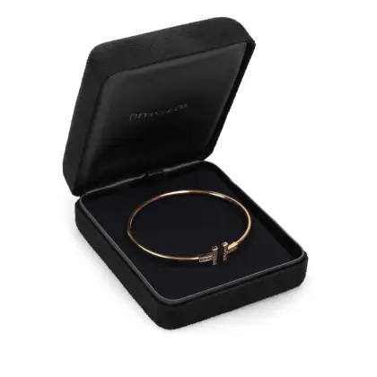 TIFFANY & CO 