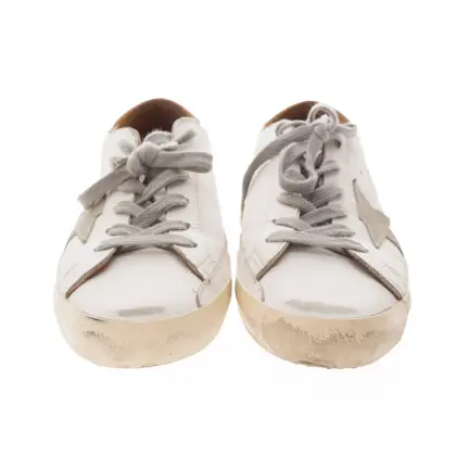 GOLDEN GOOSE 