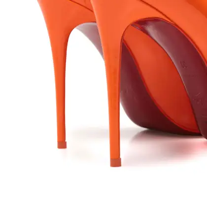 LOUBOUTIN 