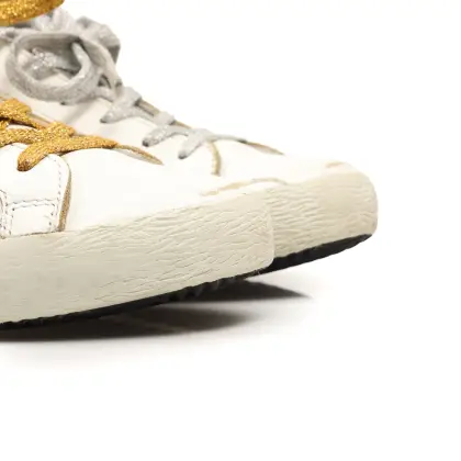 GOLDEN GOOSE 