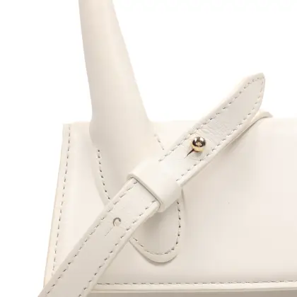 JACQUEMUS 
