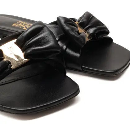 FERRAGAMO 