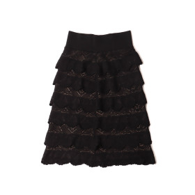 FERRAGAMO TALLA: XL
TOP: 48CM ANCHO X 56CM LARGO
FALDA: 36CM ANCHO X 68CM LARGO